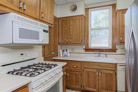 911 S Fell Ave, Normal, IL 61761 photo 13