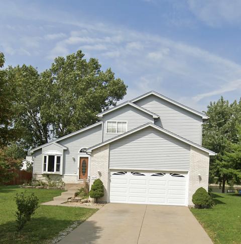 5215 Pine Trails Cir, Plainfield, IL 60586 photo 1