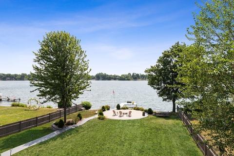 1711 E Grand Ave, Lindenhurst, IL 60046 photo 29