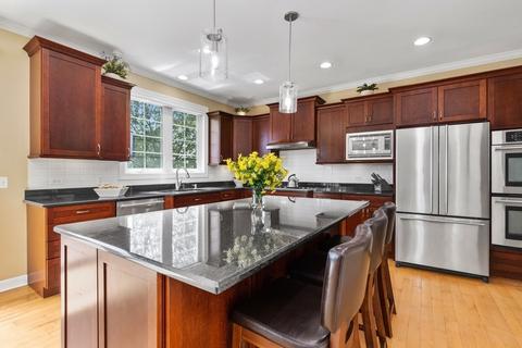 1711 E Grand Ave, Lindenhurst, IL 60046 photo 6