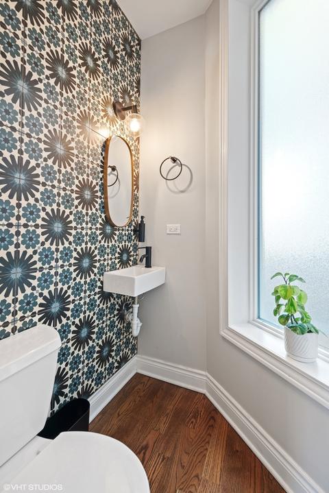 826 E 47th Pl, Chicago, IL 60615 photo 10