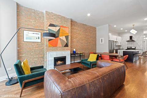 826 E 47th Pl, Chicago, IL 60615 photo 4