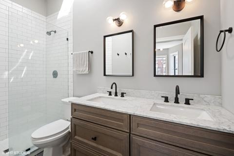 826 E 47th Pl, Chicago, IL 60615 photo 13