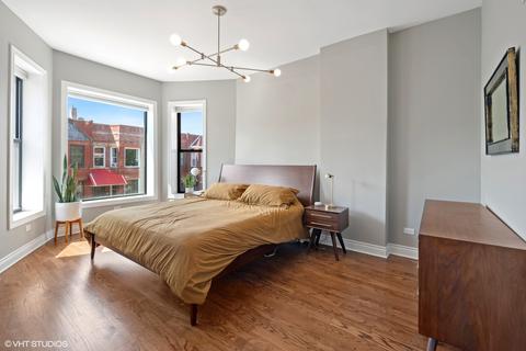 826 E 47th Pl, Chicago, IL 60615 photo 11