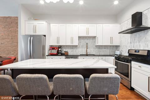 826 E 47th Pl, Chicago, IL 60615 photo 6