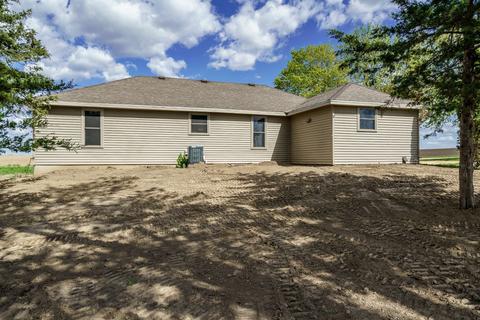 10470 N Mt Morris Rd, Leaf River, IL 61047 photo 11