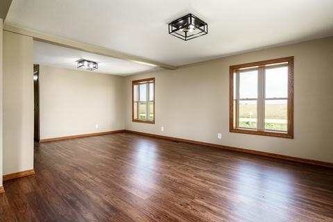 10470 N Mt Morris Rd, Leaf River, IL 61047 photo 18