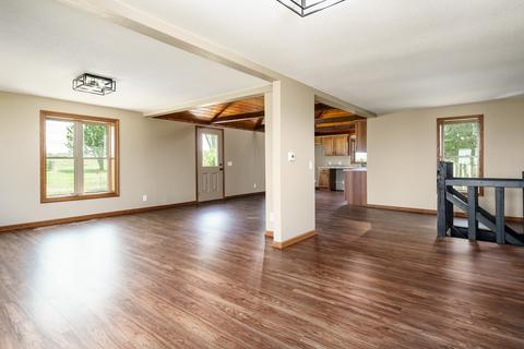 10470 N Mt Morris Rd, Leaf River, IL 61047 photo 21