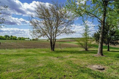 10470 N Mt Morris Rd, Leaf River, IL 61047 photo 12
