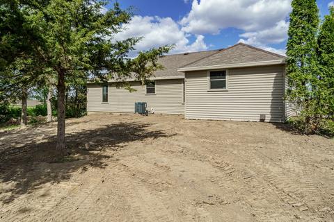 10470 N Mt Morris Rd, Leaf River, IL 61047 photo 10
