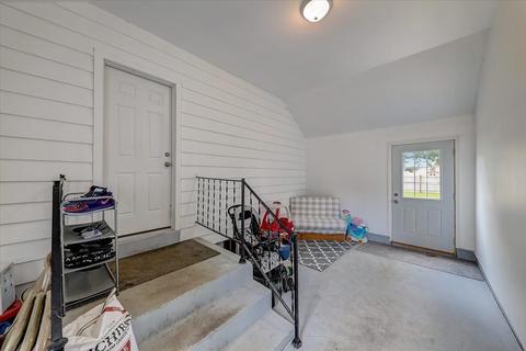 416 Edwards Ave, East Dundee, IL 60118 photo 23