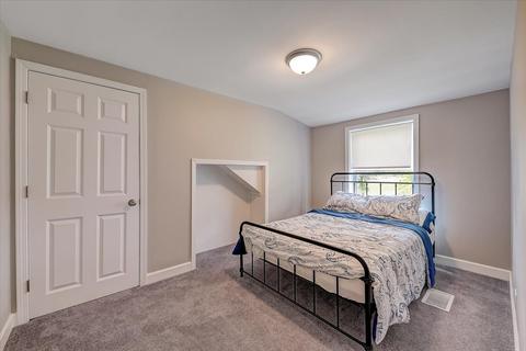 416 Edwards Ave, East Dundee, IL 60118 photo 17