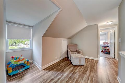 416 Edwards Ave, East Dundee, IL 60118 photo 13