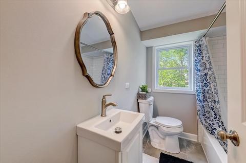 416 Edwards Ave, East Dundee, IL 60118 photo 20