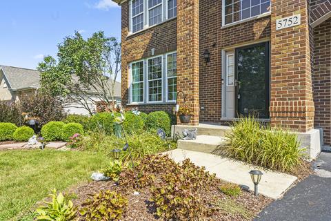 5752 River Birch Dr, Hoffman Estates, IL 60192 photo 5