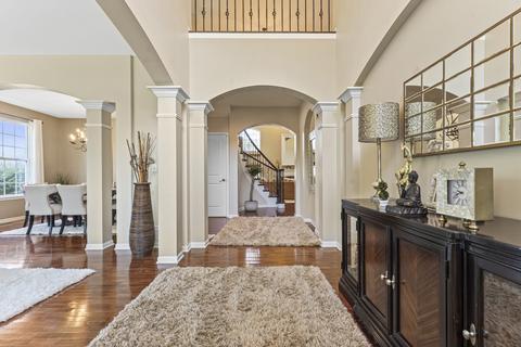 5752 River Birch Dr, Hoffman Estates, IL 60192 photo 8