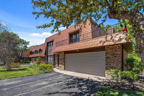 3930 Dundee Rd, Northbrook, IL 60062 photo 1