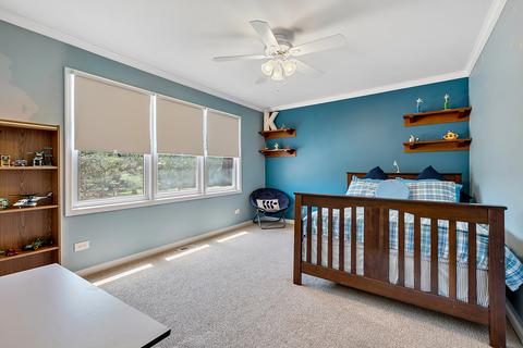 3930 Dundee Rd, Northbrook, IL 60062 photo 12