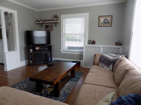 905 South St, Elgin, IL 60123 photo 3