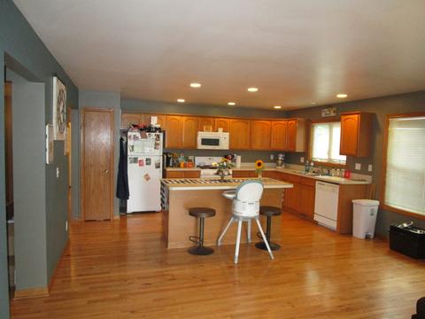 604 Grant St, Harvard, IL 60033 photo 8