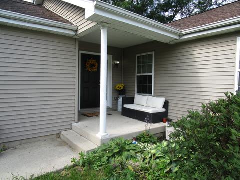 604 Grant St, Harvard, IL 60033 photo 3