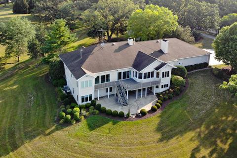 7100 N Pecatonica Rd, Leaf River, IL 61047 photo 5