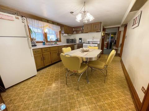 2440 Euclid Ave, Berwyn, IL 60402 photo 17