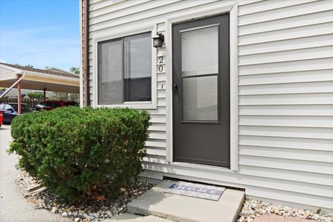 1405 E Vernon Ave #20, Normal, IL 61761 photo 2