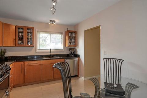 33 Pheasant Rd, Matteson, IL 60443 photo 8