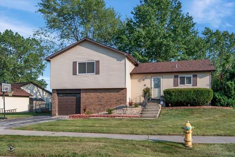 33 Pheasant Rd, Matteson, IL 60443 photo 1