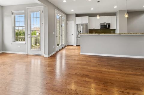 2014 Dauntless Dr, Glenview, IL 60026 photo 9