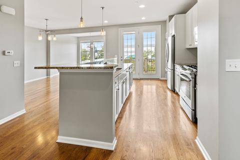 2014 Dauntless Dr, Glenview, IL 60026 photo 10