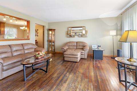 165 E 2740s Rd, Kankakee, IL 60901 photo 2
