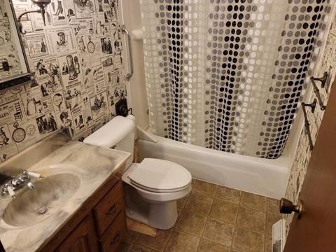 2013 E Lefevre Rd, Sterling, IL 61081 photo 8