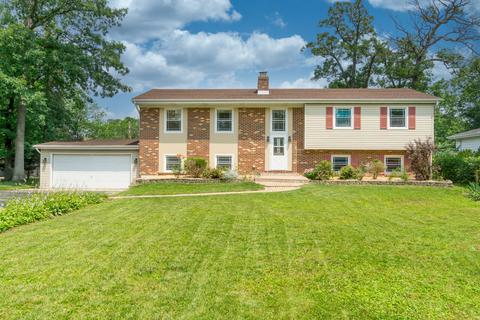 620 E Holly Ct, Addison, IL 60101 photo 1