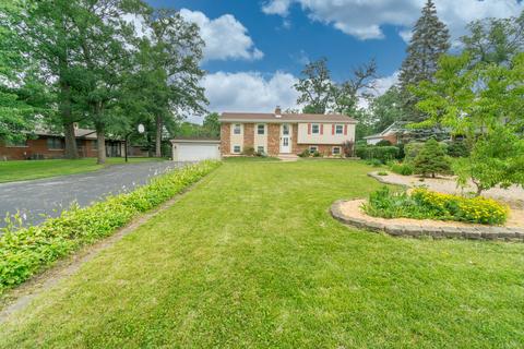 620 E Holly Ct, Addison, IL 60101 photo 2