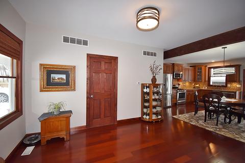 32 W244 Glos St, Wayne, IL 60184 photo 5