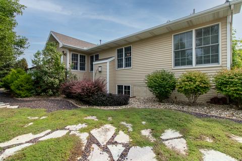 1611 Myra Ln, Bloomington, IL 61704 photo 46