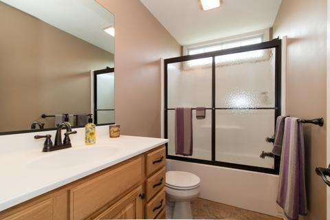 1611 Myra Ln, Bloomington, IL 61704 photo 9