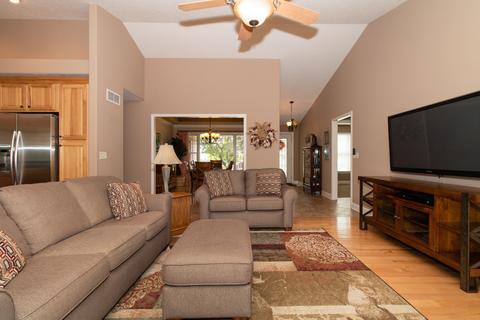 1611 Myra Ln, Bloomington, IL 61704 photo 22