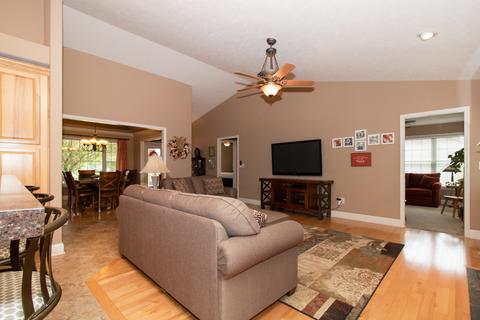 1611 Myra Ln, Bloomington, IL 61704 photo 21