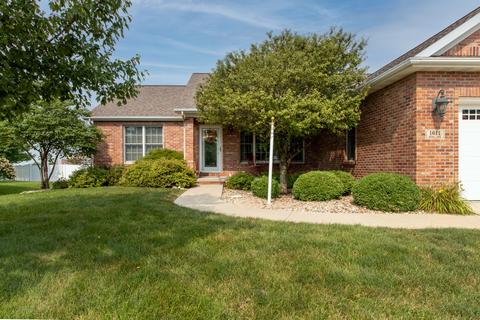 1611 Myra Ln, Bloomington, IL 61704 photo 2