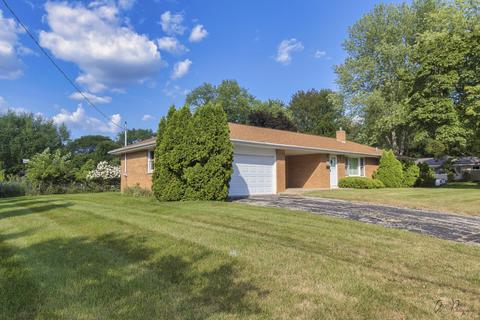 314 Webster St, Algonquin, IL 60102 photo 2