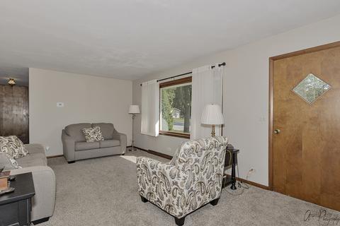 314 Webster St, Algonquin, IL 60102 photo 4