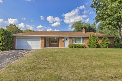 314 Webster St, Algonquin, IL 60102 photo 1