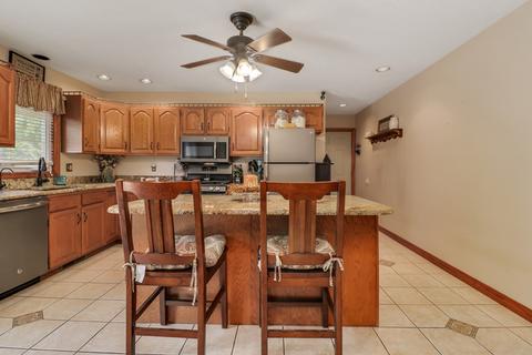 18717 N Arrowhead Ln, Danvers, IL 61732 photo 8