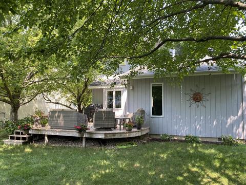 1409 Chadwick Dr, Normal, IL 61761 photo 2