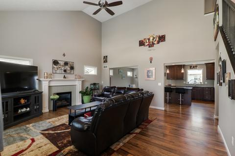1026 Decoy Ct, Normal, IL 61761 photo 5