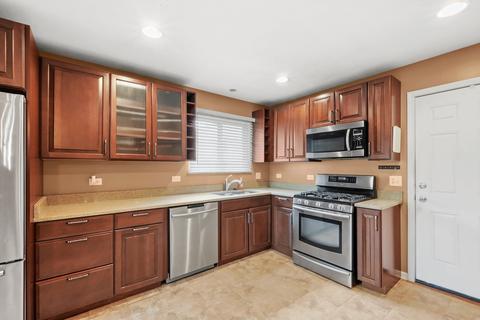 345 Wheeling Ave, Wheeling, IL 60090 photo 8