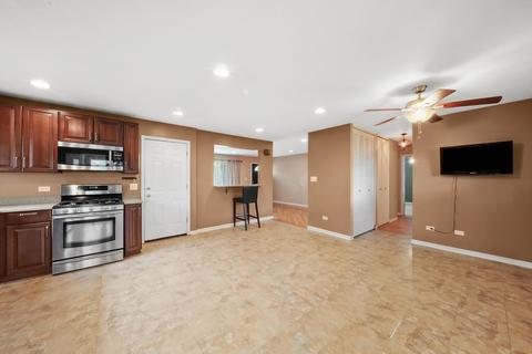 345 Wheeling Ave, Wheeling, IL 60090 photo 11